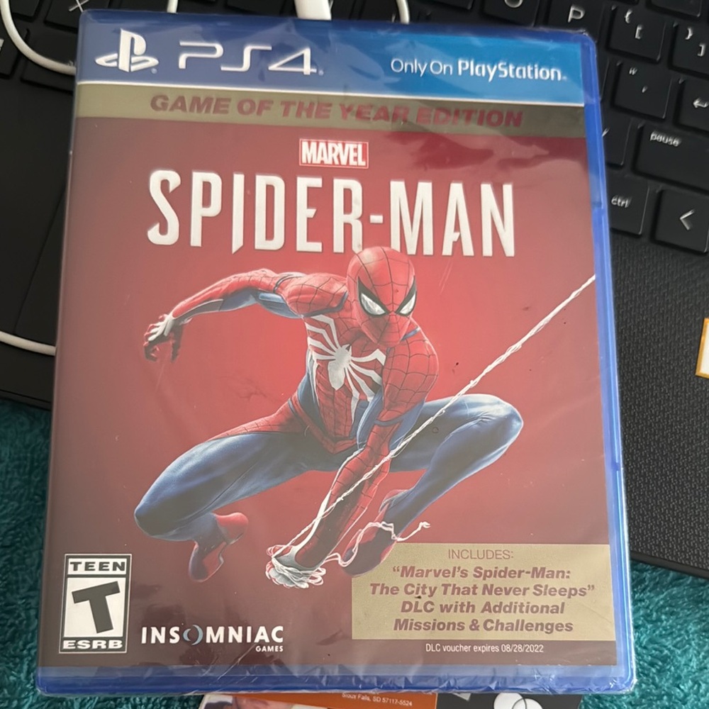 Marvel's Spider-Man Game of the Year Edition for PS4 - Red